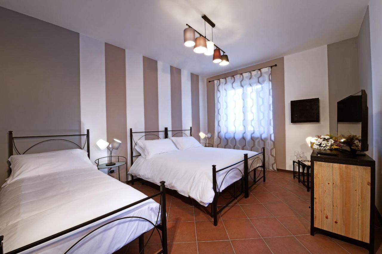 Panoramic Villa Garassino - Country Rooms And Fine Restaurant 트레이소 외부 사진