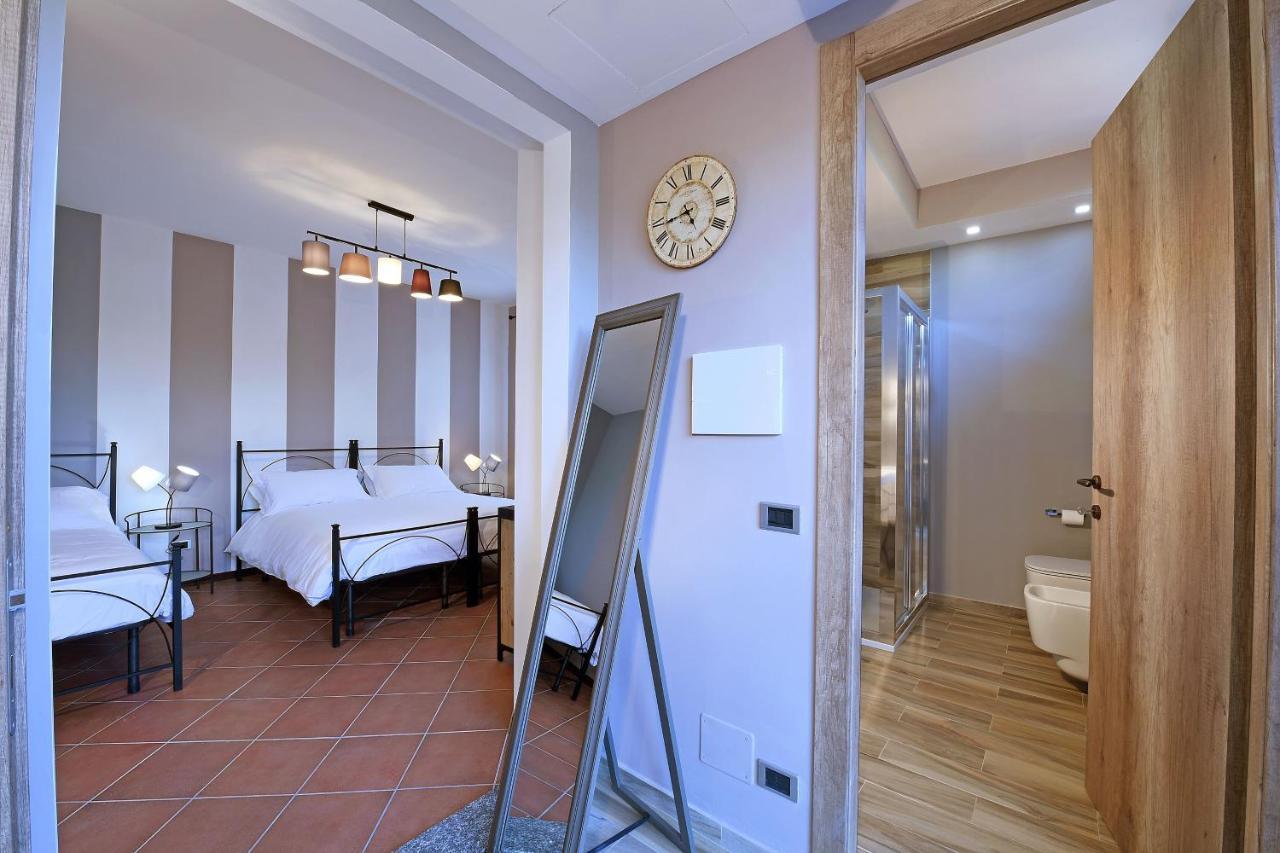 Panoramic Villa Garassino - Country Rooms And Fine Restaurant 트레이소 외부 사진