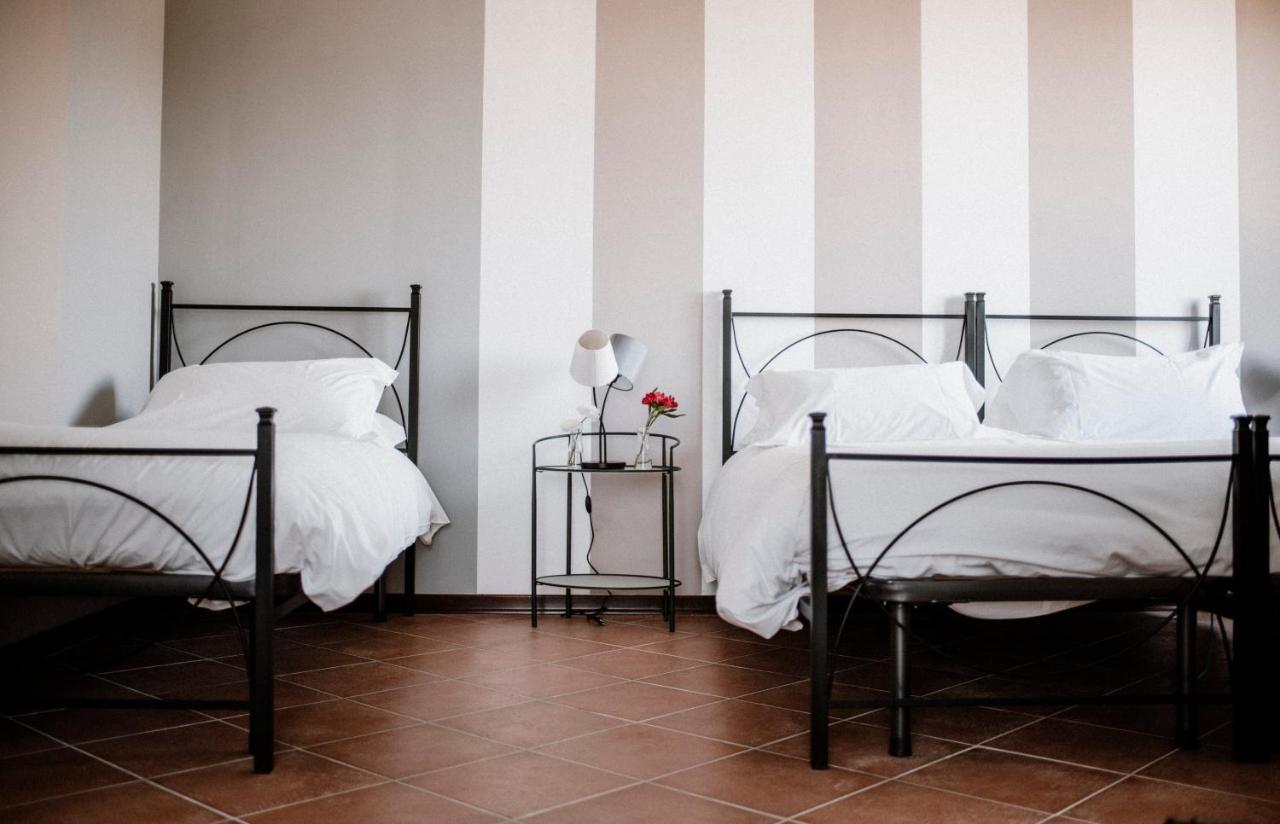 Panoramic Villa Garassino - Country Rooms And Fine Restaurant 트레이소 외부 사진